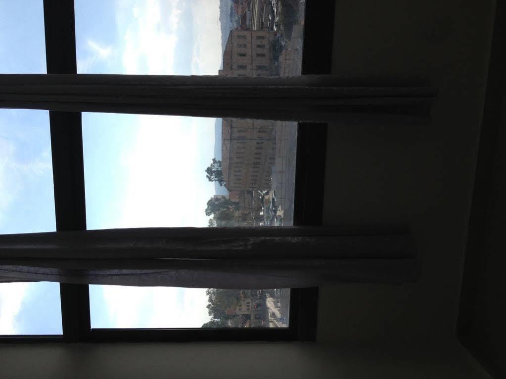 Nahalat Yehuda Residence Tel Aviv Buitenkant foto
